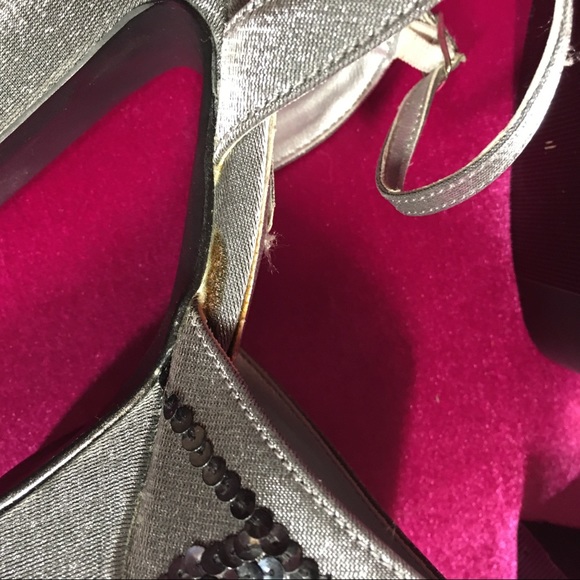True Vintage 90’s Silver & Sequin Platform Heels - Picture 11 of 16